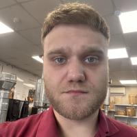   Артём Артышев. Сотрудники магазина TMF в Новосибирске на ул. Тайгинская, 19 к.1